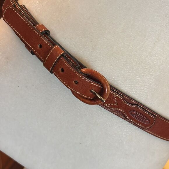 Vintage Jordache Leather Belt - Picture 2 of 10